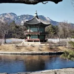 Jeonju Hanok Village: A Guide to Craft Workshops and Bibimbap Tours