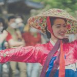 Modern Korean Etiquette: Navigating Ancient Traditions in a Digital World