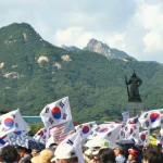 The “Silent Cafe” Etiquette: Where You Can (and Can’t) Take Zoom Calls