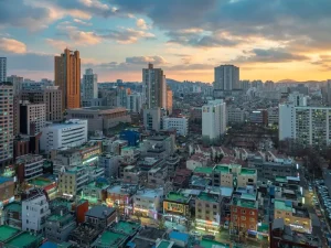 Building a Community: Networking Tips for Digital Nomads in Korea